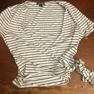 Wild Fable Black and White Striped Short Sleeve Top